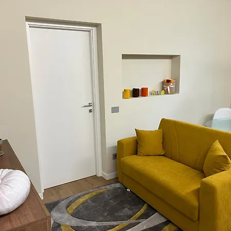 Cantius Italia 公寓 Canzo